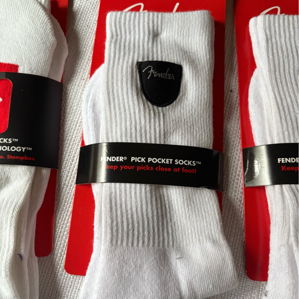 3 pr bundle Fender socks